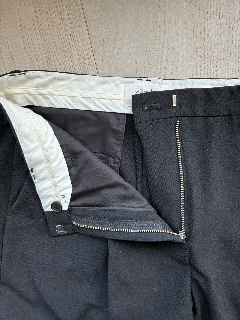 Wilfred Black Wide-Leg High-Rise Trousers - Picture 4 of 4
